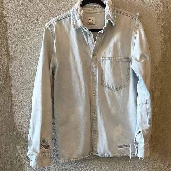 Zara Faded Blue Denim Shirt - Picture 1 of 6